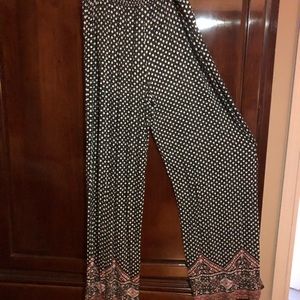 Long flow pants with pockets